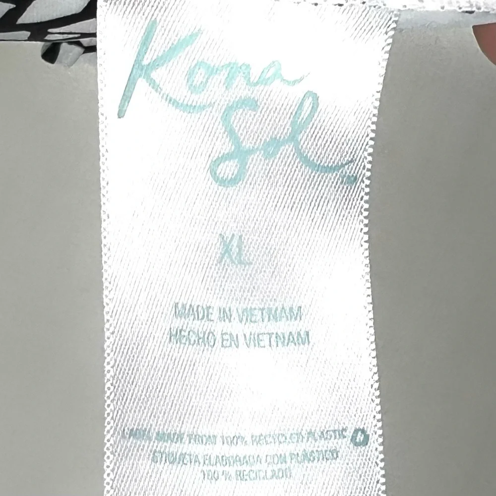 Kona Sol Women's White & Black Geometric Tankini Tie Halter Top - Picture 5 of 5